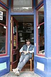 sfweekly.com 10-05-2005 Sign of the Cult Buster